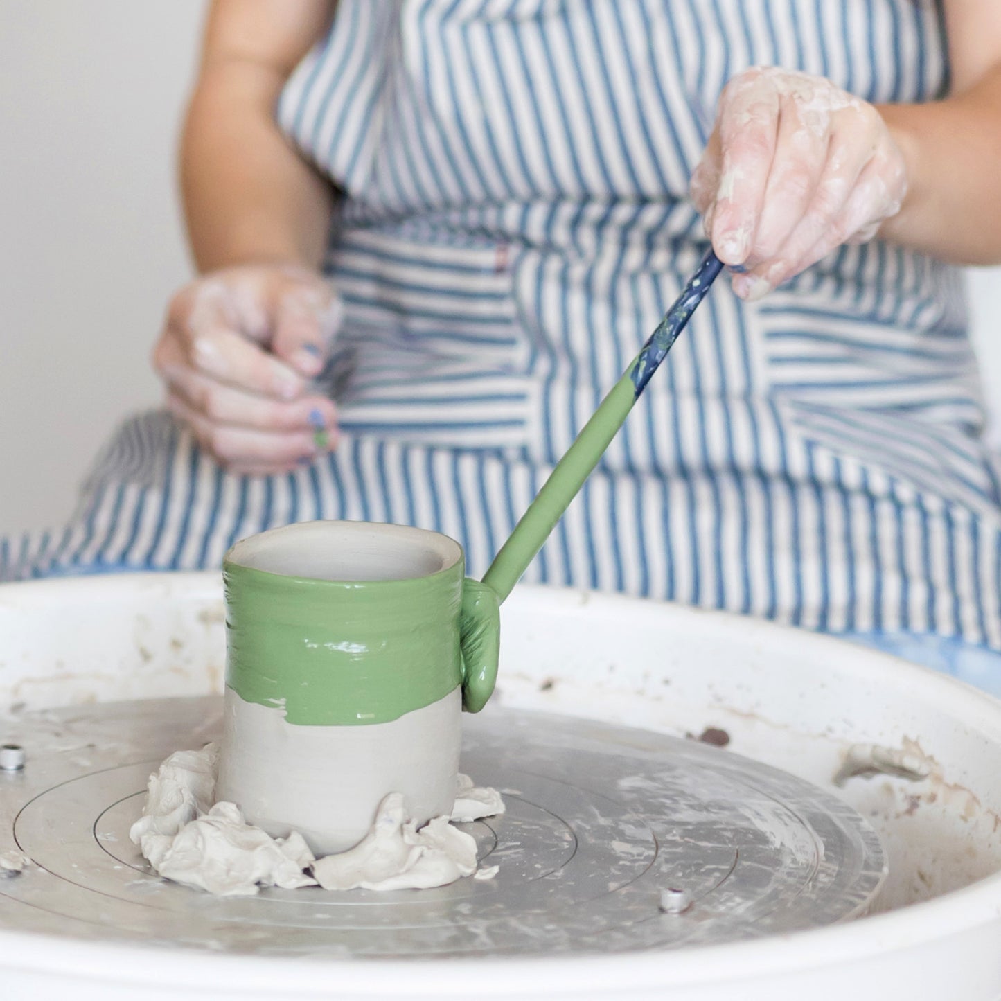 MADE in Clay Wheelthrowing School's Out Camp (Ages 9 - 13): Lunch Hour